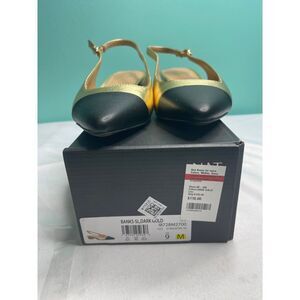 Chic Gold & Black Pointed‎ Toe Flats